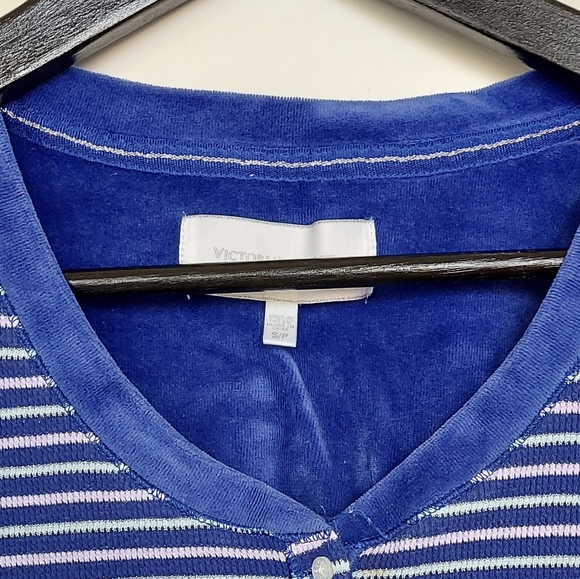 Victoria's Secret Top🛍 - Picture 4 of 8